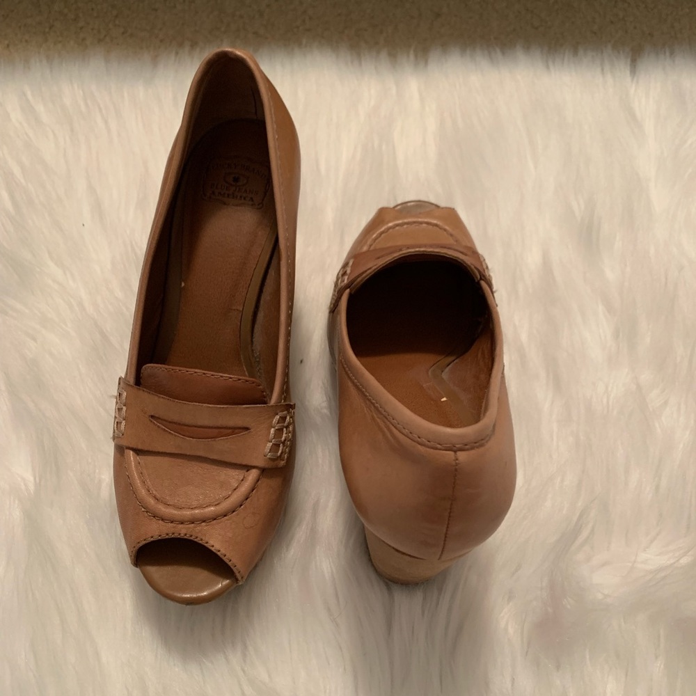 Lucky Brand leather upper, peep toe wedge shoe